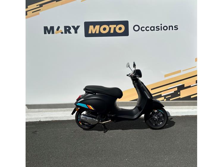 VESPA PRIMAVERA 125