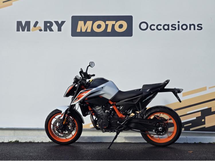 KTM 890 DUKE R