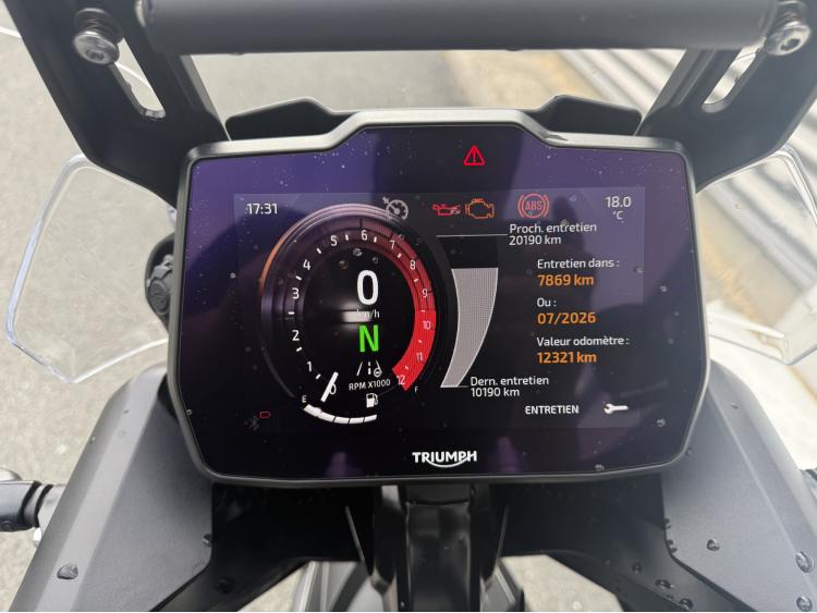 TRIUMPH TIGER 900 GT PRO