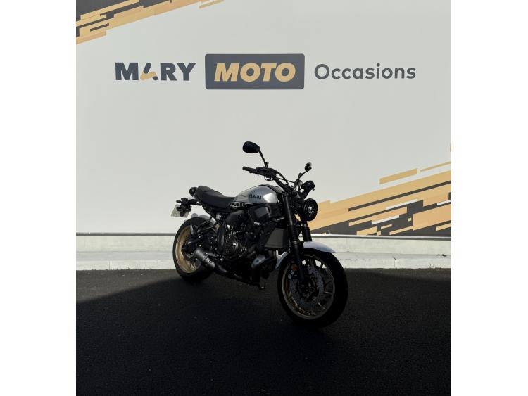 YAMAHA XSR 700 XTRIBUTE