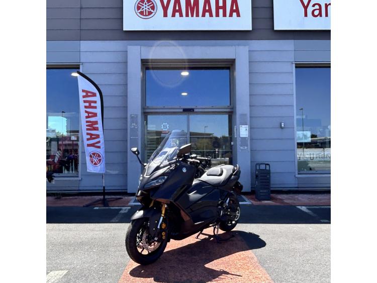 YAMAHA XP T-MAX 560 TECH MAX