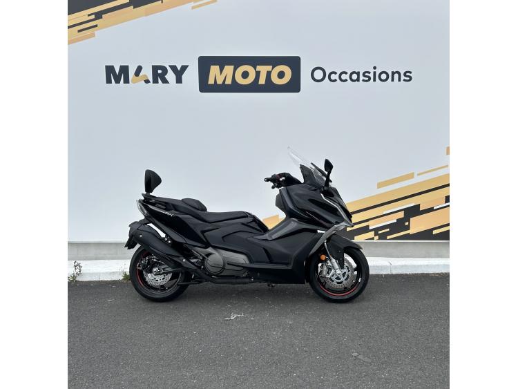 KYMCO AK 550