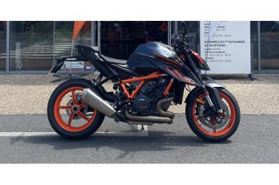 KTM 1290 SUPER DUKE R